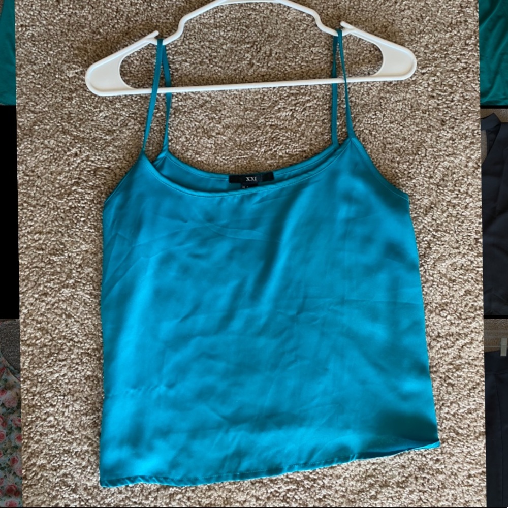 Turquoise tank for the summer